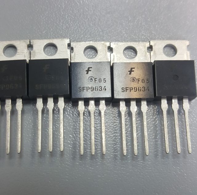 картинка SFP9634 TO-220 металл транзистор